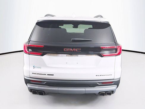 Used 2026 GMC Acadia Elevation w/ Elevation Premium Package AWD/4WD image 10