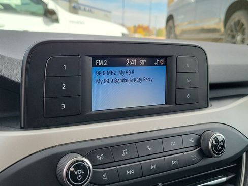 Used 2022 Ford Escape S image 19