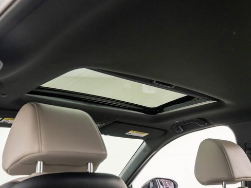 Certified 2023 Honda CR-V Sport Touring image 18