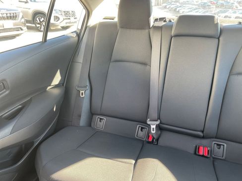 Used 2025 Toyota Corolla LE image 37
