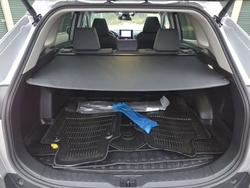 Used 2024 Toyota RAV4 XLE w/ Convenience Package image 22