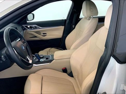Used 2023 BMW i4 eDrive35 w/ Premium Package image 10