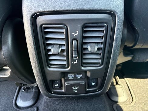 Used 2024 Dodge Durango GT AWD/4WD image 39