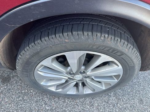 Used 2018 Buick Encore Preferred image 5