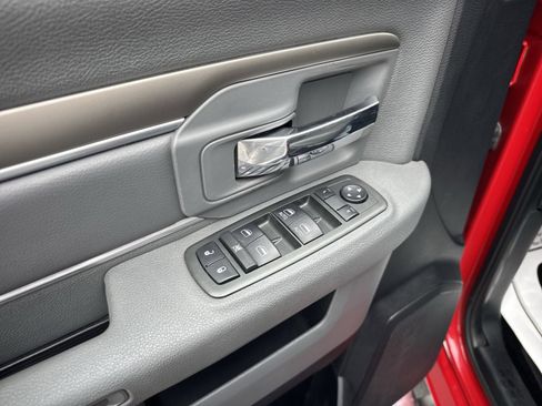 Used 2014 RAM 3500 Big Horn image 19