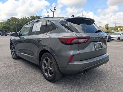 Used 2023 Ford Escape ST-Line FWD image 5