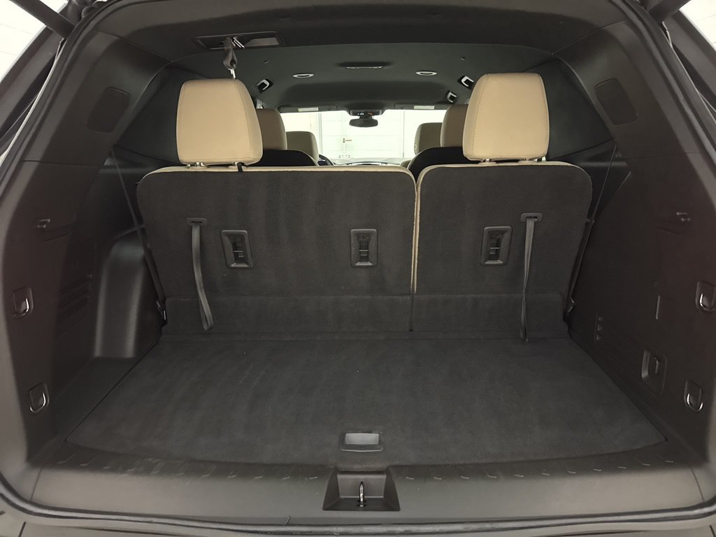 Used 2023 Chevrolet Traverse LT w/ LPO, Cargo Package AWD/4WD image 13