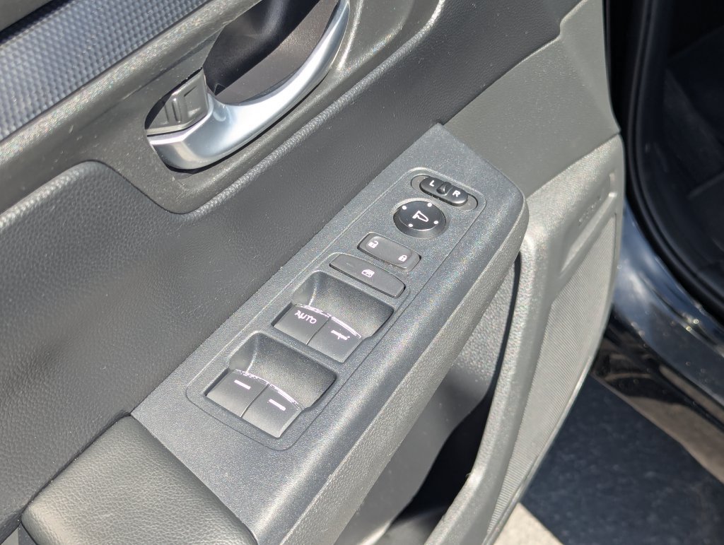 Used 2024 Honda CR-V LX image 25