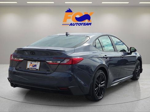 New 2026 Toyota Camry SE FWD image 4