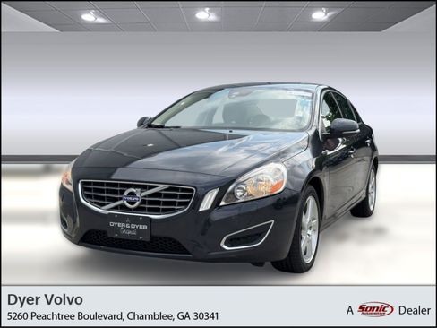 Used 2012 Volvo S60 T5 FWD image 1