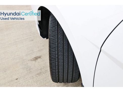 Certified 2025 Hyundai Elantra Sport FWD image 31