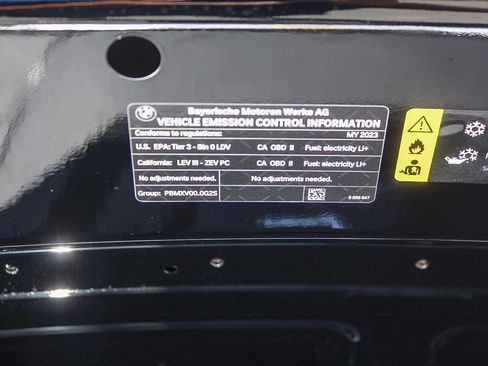 Used 2023 BMW i4 eDrive35 RWD image 37