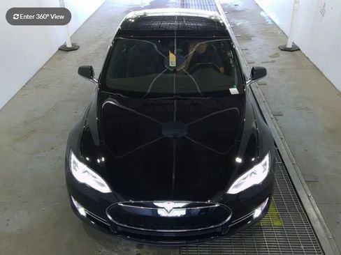 Used 2015 Tesla Model S 70D AWD/4WD image 4