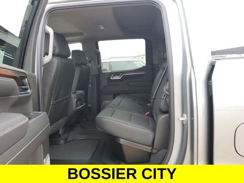 New 2026 GMC Sierra 1500 Denali w/ Denali Reserve Package image 9