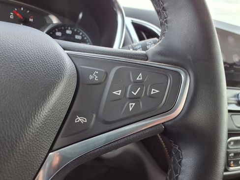 Used 2024 Chevrolet Equinox Premier image 12