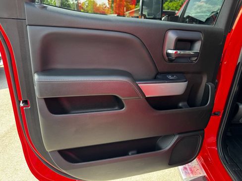 Used 2019 Chevrolet Silverado 2500 LTZ w/ LTZ Plus Package AWD/4WD image 40