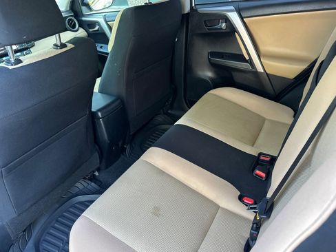 Used 2016 Toyota RAV4 XLE image 15