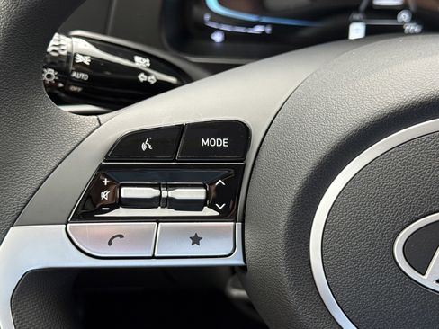 New 2026 Hyundai Elantra SE FWD image 19