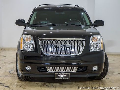 Used 2009 GMC Yukon Denali AWD/4WD image 5