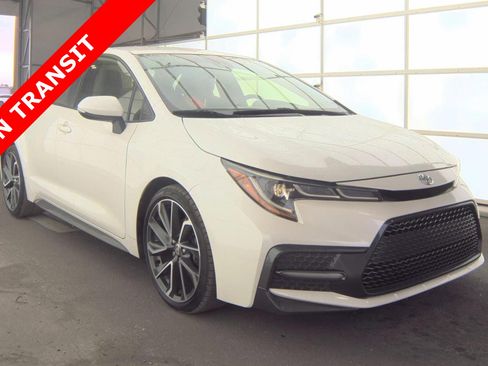 Used 2020 Toyota Corolla SE image 3
