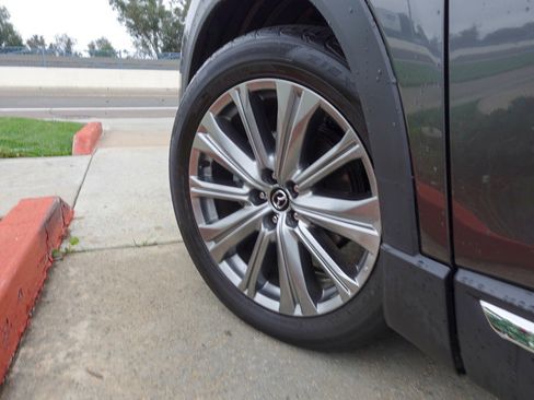 Certified 2023 MAZDA CX-9 Signature image 8