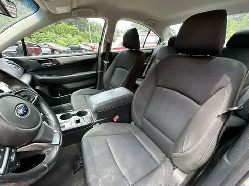 Used 2019 Subaru Legacy 2.5i Premium AWD/4WD image 14