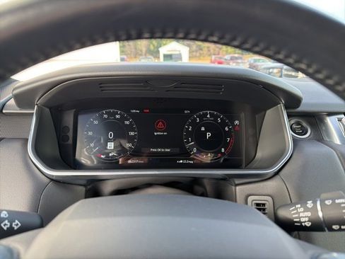 Used 2020 Land Rover Range Rover Sport SE image 13