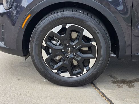 New 2026 Kia Sorento S FWD image 8