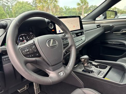 Used 2024 Lexus ES 300h F Sport w/ Accessory Package (Z1) FWD image 7