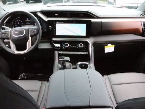 New 2025 GMC Sierra 1500 Denali w/ Denali Reserve Package image 15