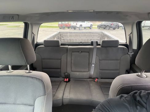 Used 2015 Chevrolet Silverado 1500 LT w/ LT Convenience Package AWD/4WD image 6