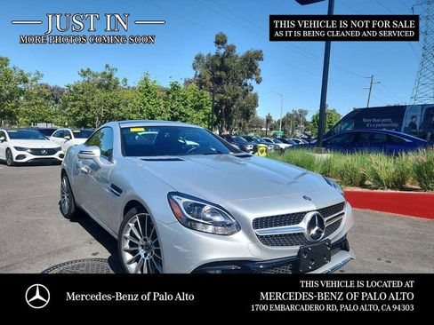 Used 2017 Mercedes-Benz SLC 300 image 1