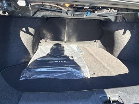 New 2026 Nissan Sentra SL w/ Floor Mat Package FWD image 27