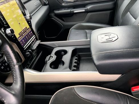 Used 2019 RAM 1500 Laramie image 13