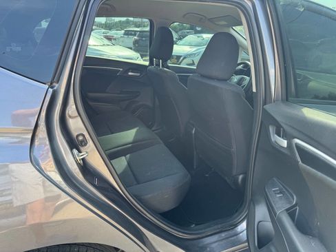 Used 2018 Honda Fit LX image 12