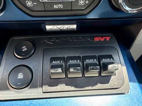 Used 2013 Ford F150 Raptor w/ Luxury Equipment Group AWD/4WD image 35