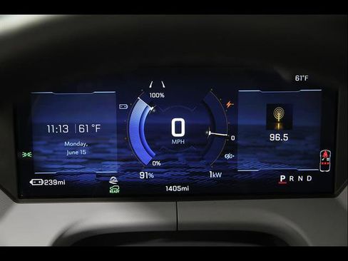 Used 2027 Chevrolet Bolt LT w/ Comfort Package FWD image 9