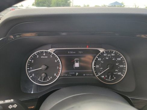 Used 2025 Nissan Pathfinder SV FWD image 16