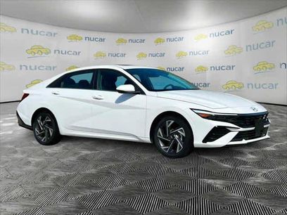 Certified 2024 Hyundai Elantra SEL w/ Convenience Package