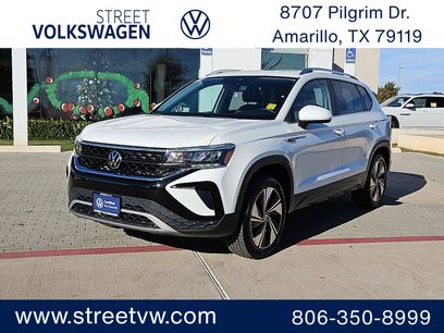 Certified 2023 Volkswagen Taos SE w/ Panoramic Sunroof Package