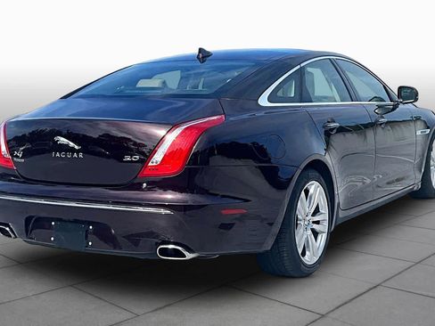 Used 2013 Jaguar XJ RWD image 12