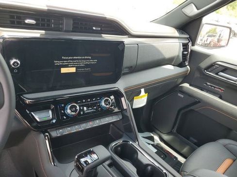 New 2026 GMC Sierra 1500 AT4 w/ AT4 Premium Package AWD/4WD image 28