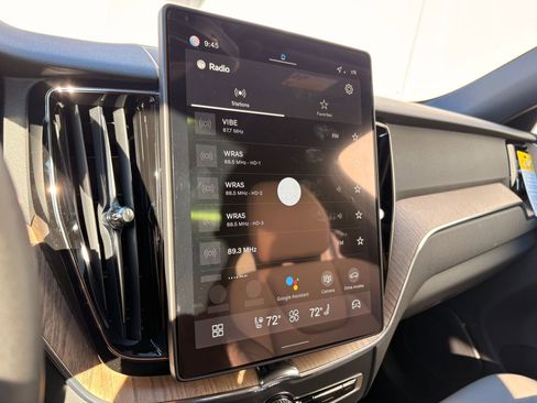 Used 2026 Volvo XC60 B5 Plus w/ Protection Package Premier image 28