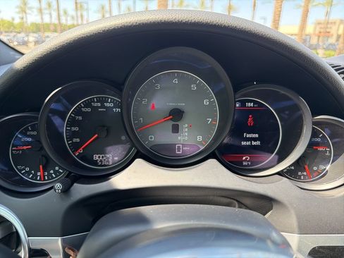 Used 2016 Porsche Cayenne S AWD/4WD image 12