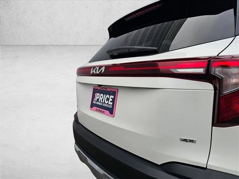 Used 2024 Kia Seltos LX image 12