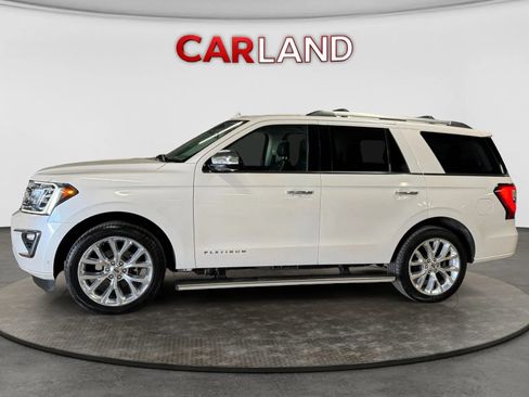 Used 2018 Ford Expedition Platinum AWD/4WD image 2