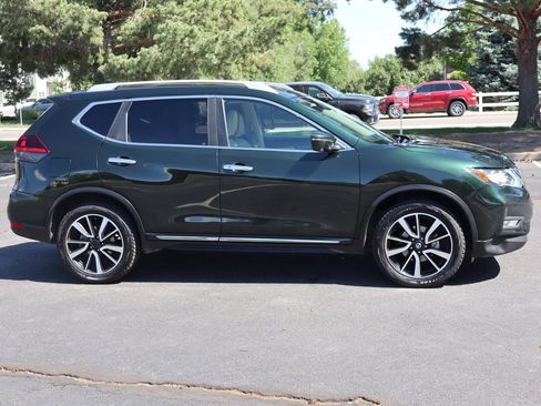 Used 2019 Nissan Rogue SL w/ Premium Package AWD/4WD image 3