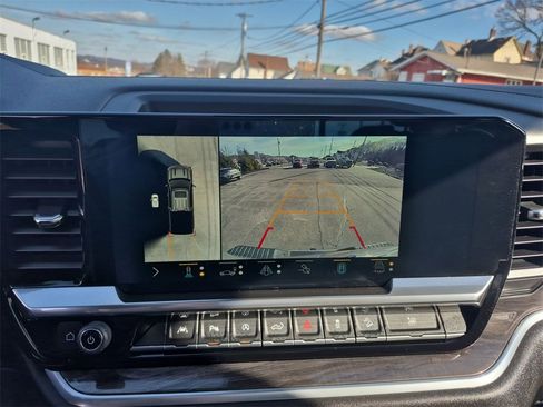 Used 2022 Chevrolet Silverado 1500 LTZ image 24