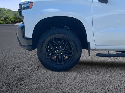 Certified 2021 Chevrolet Silverado 1500 LT Trail Boss w/ Convenience Package II AWD/4WD image 11