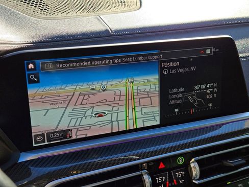 Used 2022 BMW X5 M50i w/ Premium Package image 24